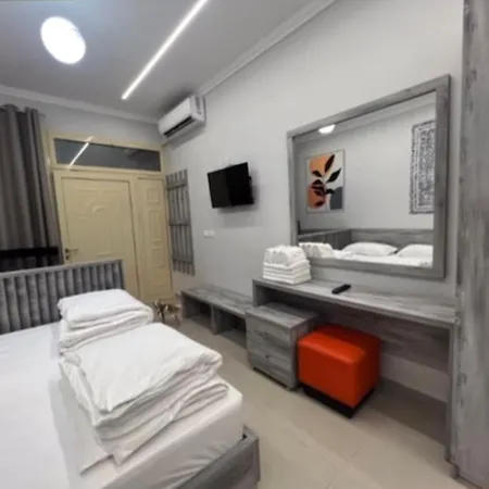Esk Houz Apartment *