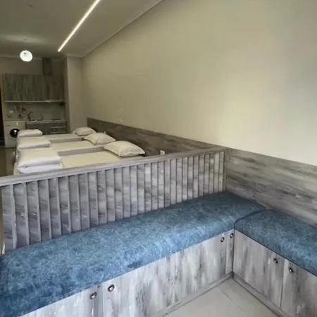 Esk Houz Apartment Fier